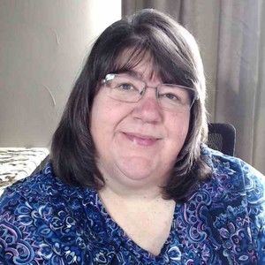 Meet your Posher, Pamela